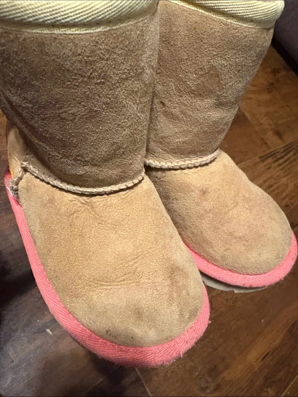 Ugg Pink and Orange Colorblock Chesnut Boots Toddler 7